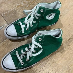 Green women’s converse